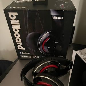 billboard bluetooth headphones